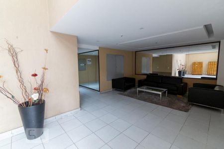 Apartamento à venda com 130m², 3 quartos e 2 vagas Apartamento à venda com 130m², 3 quartos e 2 vagasHall