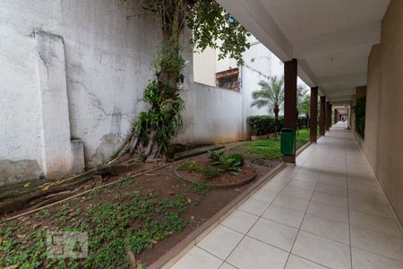 Apartamento à venda com 130m², 3 quartos e 2 vagas Apartamento à venda com 130m², 3 quartos e 2 vagasHall de Entrada