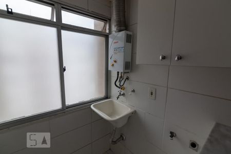 Apartamento à venda com 130m², 3 quartos e 2 vagas Apartamento à venda com 130m², 3 quartos e 2 vagasÁrea de Serviço