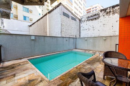 Apartamento à venda com 150m², 3 quartos e 2 vagas Apartamento à venda com 150m², 3 quartos e 2 vagasÁrea comum - Piscina