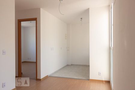 Sala de apartamento para alugar com 2 quartos, 45m² em Campo Grande, Rio de Janeiro