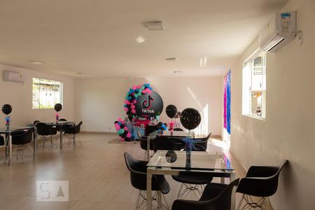 Apartamento para alugar com 45m², 2 quartos e 1 vagaSalão de festas