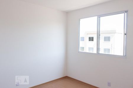 Quarto 1 de apartamento para alugar com 2 quartos, 45m² em Campo Grande, Rio de Janeiro