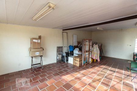 Casa à venda com 400m², 5 quartos e 2 vagas Casa à venda com 400m², 5 quartos e 2 vagasSalão de festas