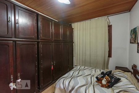 Casa à venda com 400m², 5 quartos e 2 vagas Casa à venda com 400m², 5 quartos e 2 vagasQuarto 2