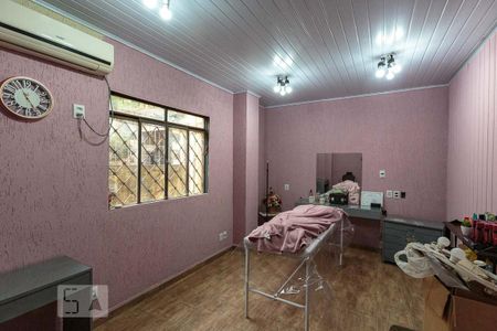Casa à venda com 400m², 5 quartos e 2 vagas Casa à venda com 400m², 5 quartos e 2 vagasSala