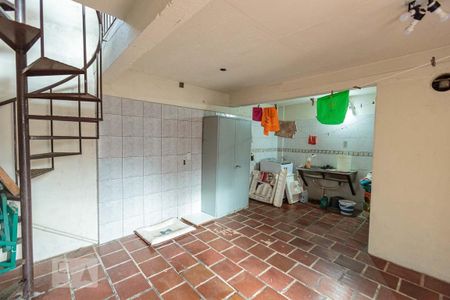 Casa à venda com 400m², 5 quartos e 2 vagas Casa à venda com 400m², 5 quartos e 2 vagasÁrea de Serviço
