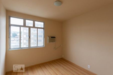 Apartamento à venda com 74m², 2 quartos e 1 vagaQuarto 1