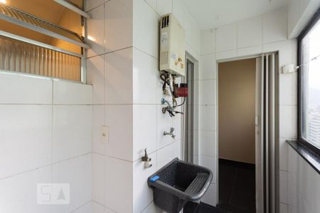 Apartamento à venda com 74m², 2 quartos e 1 vagaÁrea de Serviço