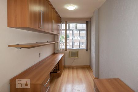 Apartamento à venda com 74m², 2 quartos e 1 vagaQuarto 2