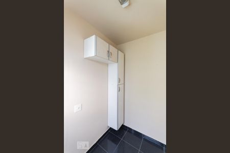 Apartamento à venda com 74m², 2 quartos e 1 vagaQuarto de Serviço