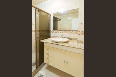 Apartamento à venda com 74m², 2 quartos e 1 vagaBanheiro