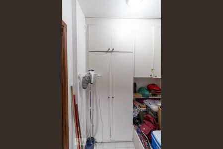 Apartamento para alugar com 154m², 4 quartos e 3 vagasQuarto de Serviço