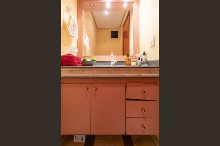 Apartamento para alugar com 154m², 4 quartos e 3 vagasLavabo