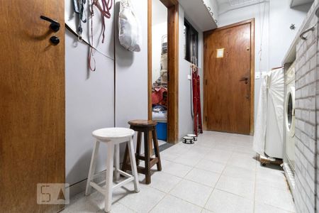 Apartamento para alugar com 154m², 4 quartos e 3 vagasÁrea de Serviço