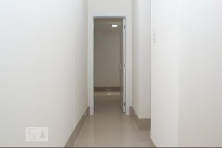 Corredor de apartamento para alugar com 2 quartos, 76m² em Lagoinha, Uberlândia