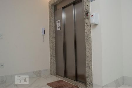 Apartamento para alugar com 76m², 2 quartos e 2 vagasEntrada