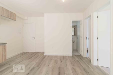 Sala de apartamento para alugar com 2 quartos, 55m² em Cidade Mãe do Céu, São Paulo