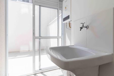 Apartamento para alugar com 55m², 2 quartos e sem vaga Apartamento para alugar com 55m², 2 quartos e sem vagaÁrea de Serviço