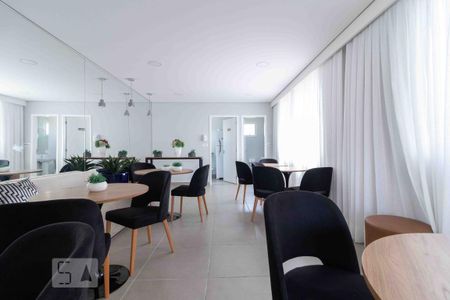 Apartamento para alugar com 55m², 2 quartos e sem vaga Apartamento para alugar com 55m², 2 quartos e sem vagaÁrea comum - Salão de festas