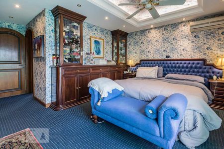 Casa de condomínio à venda com 650m², 3 quartos e 5 vagas Casa de condomínio à venda com 650m², 3 quartos e 5 vagasDormitório