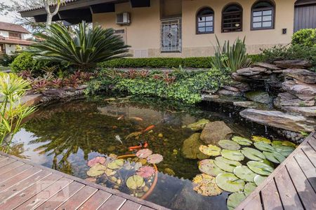 Casa de condomínio à venda com 650m², 3 quartos e 5 vagas Casa de condomínio à venda com 650m², 3 quartos e 5 vagasJardim