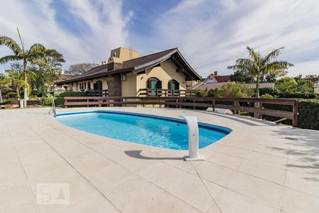 Casa de condomínio à venda com 650m², 3 quartos e 5 vagas Casa de condomínio à venda com 650m², 3 quartos e 5 vagasÁrea comum - Piscina