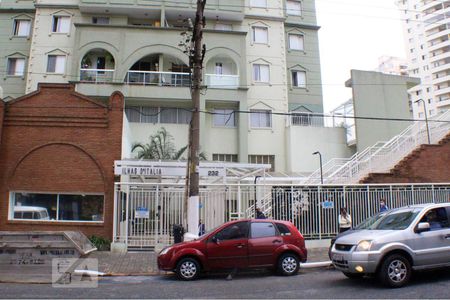 Apartamento à venda com 70m², 2 quartos e 1 vaga Apartamento à venda com 70m², 2 quartos e 1 vagaFachada