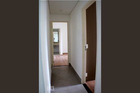 Apartamento à venda com 70m², 2 quartos e 1 vaga Apartamento à venda com 70m², 2 quartos e 1 vagaCorredor