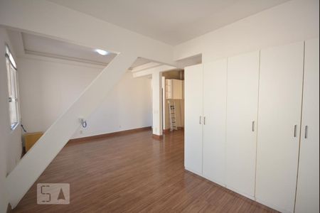 Sala/Quarto de apartamento à venda com 1 quarto, 45m² em Humaitá, Rio de Janeiro