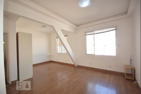 Sala/Quarto de apartamento à venda com 1 quarto, 45m² em Humaitá, Rio de Janeiro