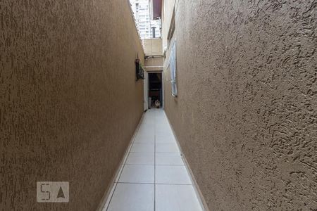 Casa à venda com 195m², 2 quartos e 2 vagasCorredor