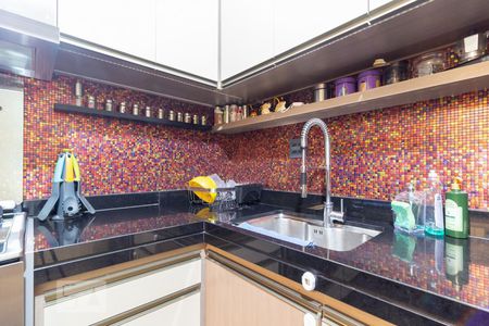 Casa à venda com 195m², 2 quartos e 2 vagasCozinha