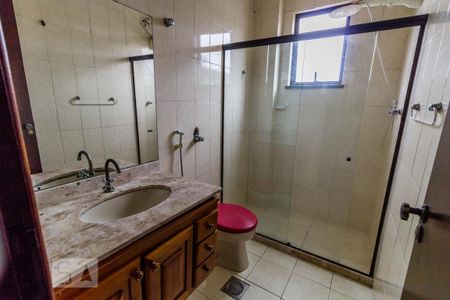 Apartamento para alugar com 124m², 3 quartos e 1 vaga Apartamento para alugar com 124m², 3 quartos e 1 vagaBanheiro da Suíte