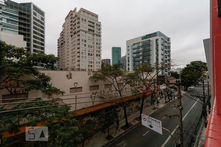 Sala - Vista de apartamento para alugar com 2 quartos, 63m² em Pinheiros, São Paulo