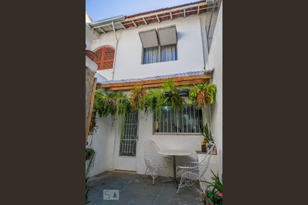 Casa de condomínio para alugar com 90m², 2 quartos e 1 vagaÁrea de serviço