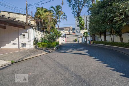 Casa de condomínio para alugar com 90m², 2 quartos e 1 vagaEntrada