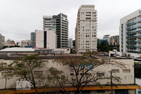 Quarto 1 - Vista de apartamento para alugar com 2 quartos, 63m² em Pinheiros, São Paulo
