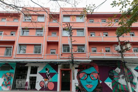 Apartamento para alugar com 70m², 3 quartos e sem vaga Apartamento para alugar com 70m², 3 quartos e sem vagaFachada