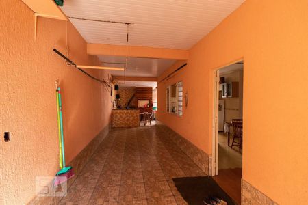 Casa à venda com 100m², 3 quartos e 2 vagasGaragem