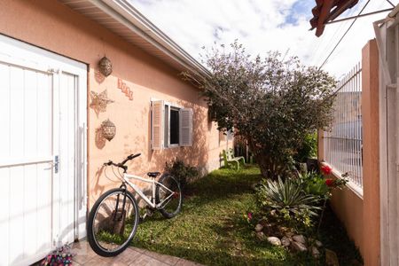 Casa à venda com 100m², 3 quartos e 2 vagasFachada