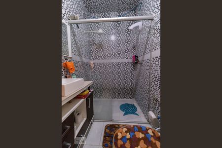 Casa à venda com 100m², 3 quartos e 2 vagasBanheiro