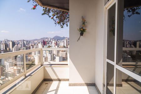 Varanda da Sala de apartamento para alugar com 4 quartos, 225m² em Santo Antônio, Belo Horizonte