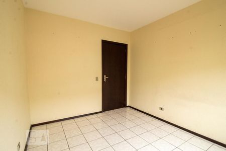 Quarto 2 de apartamento para alugar com 2 quartos, 55m² em Vila Jardim, Porto Alegre