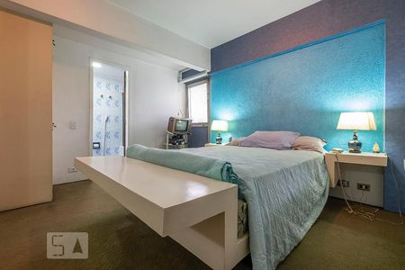 Apartamento à venda com 161m², 3 quartos e 1 vaga Apartamento à venda com 161m², 3 quartos e 1 vagaSuíte