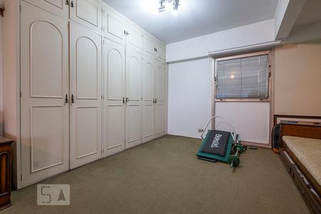 Apartamento à venda com 161m², 3 quartos e 1 vaga Apartamento à venda com 161m², 3 quartos e 1 vagaSuíte