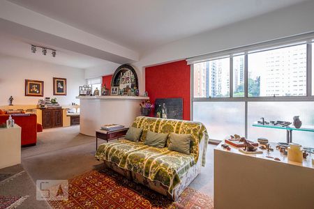 Apartamento à venda com 161m², 3 quartos e 1 vaga Apartamento à venda com 161m², 3 quartos e 1 vagaSala