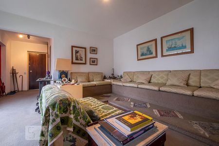 Apartamento à venda com 161m², 3 quartos e 1 vaga Apartamento à venda com 161m², 3 quartos e 1 vagaSala