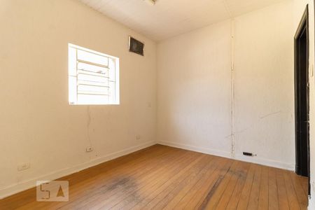 Casa à venda com 100m², 2 quartos e 2 vagasHall dos Quartos