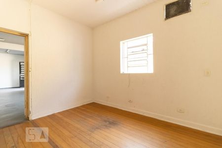 Casa à venda com 100m², 2 quartos e 2 vagasHall dos Quartos